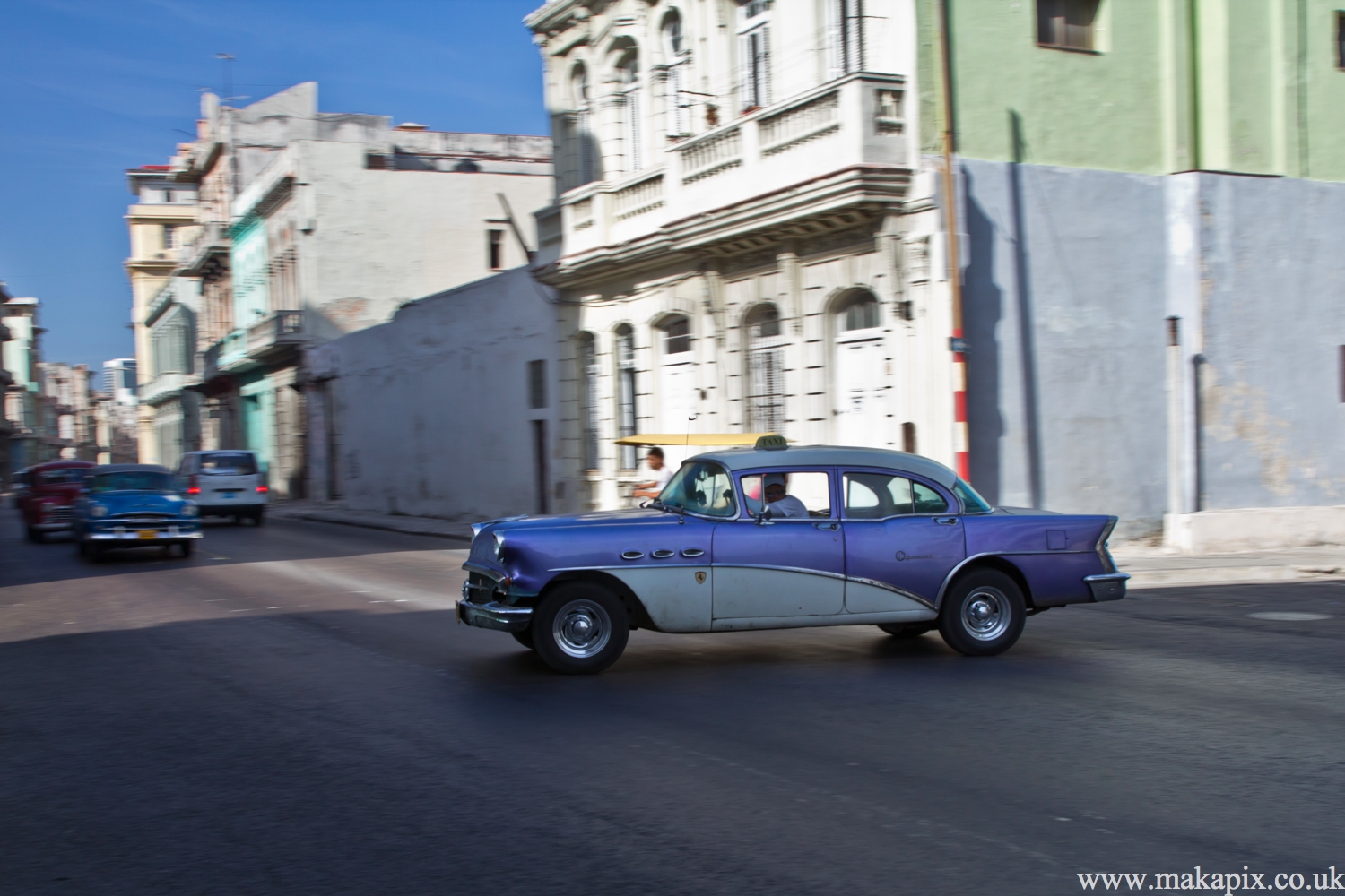 La Habana, cars ,cars, cars...