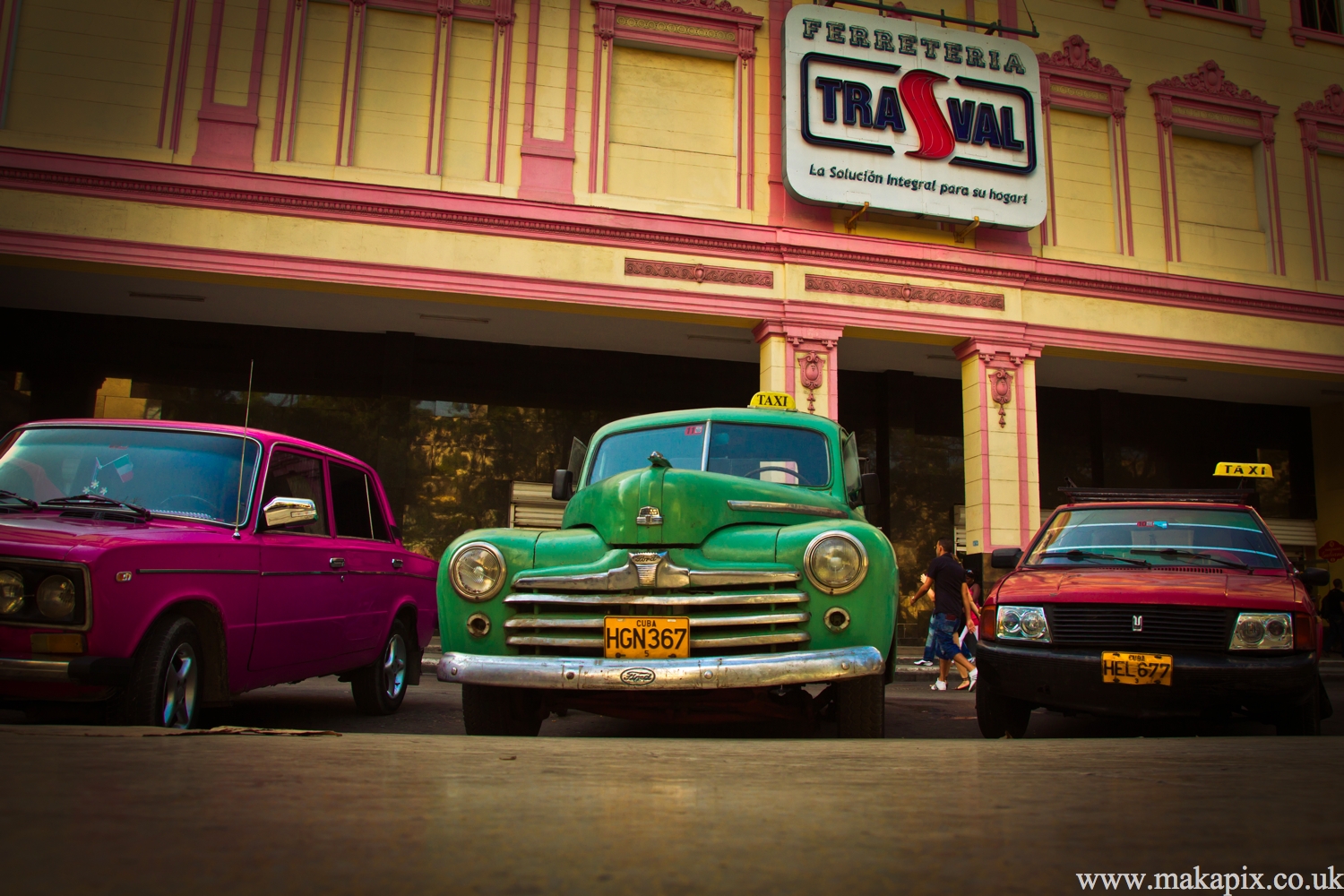 La Habana, cars ,cars, cars...