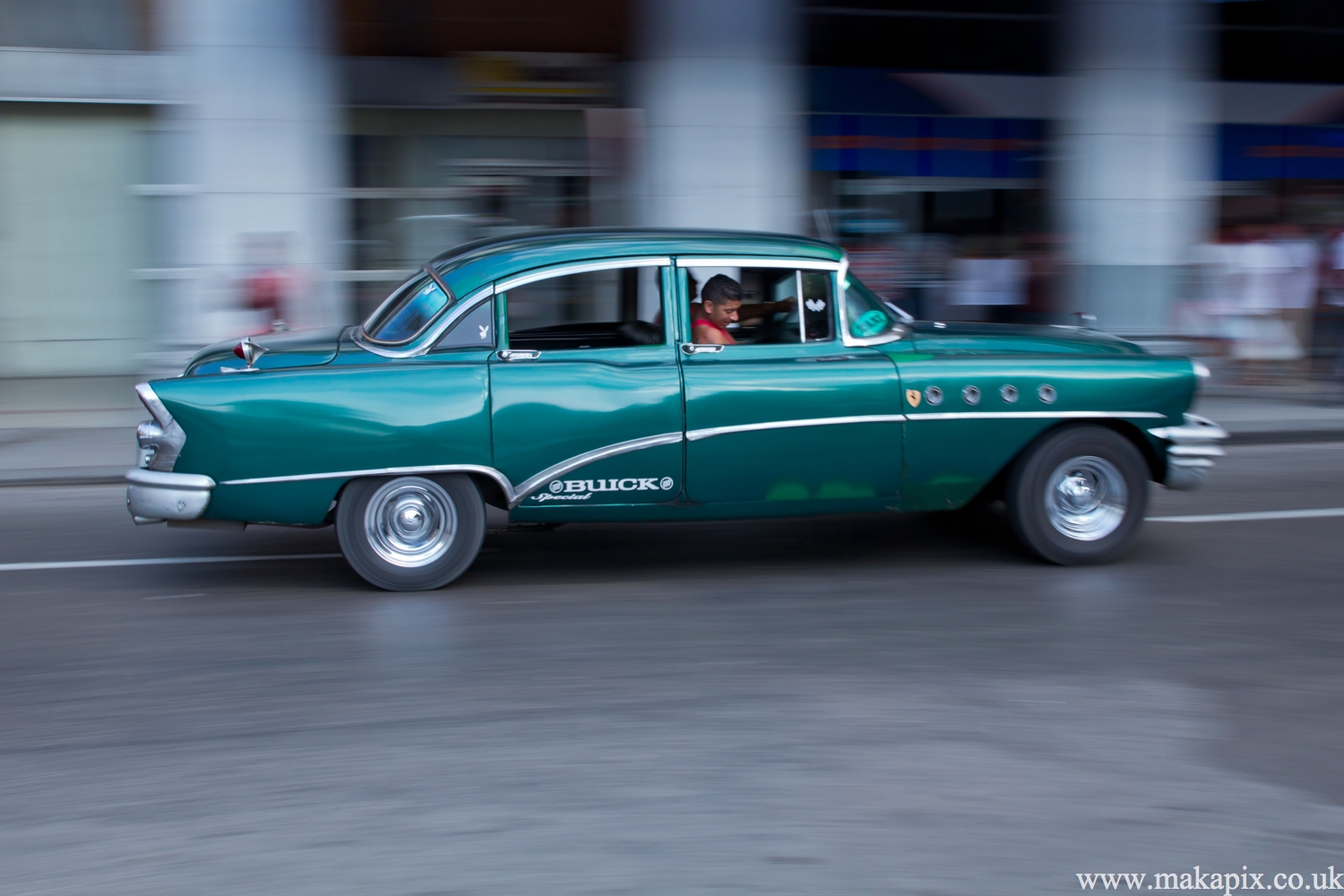 La Habana, cars ,cars, cars...