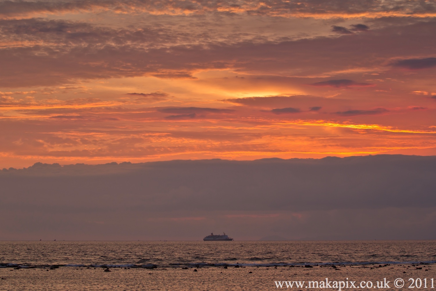 indonesia 2011-surf,waves and ocean