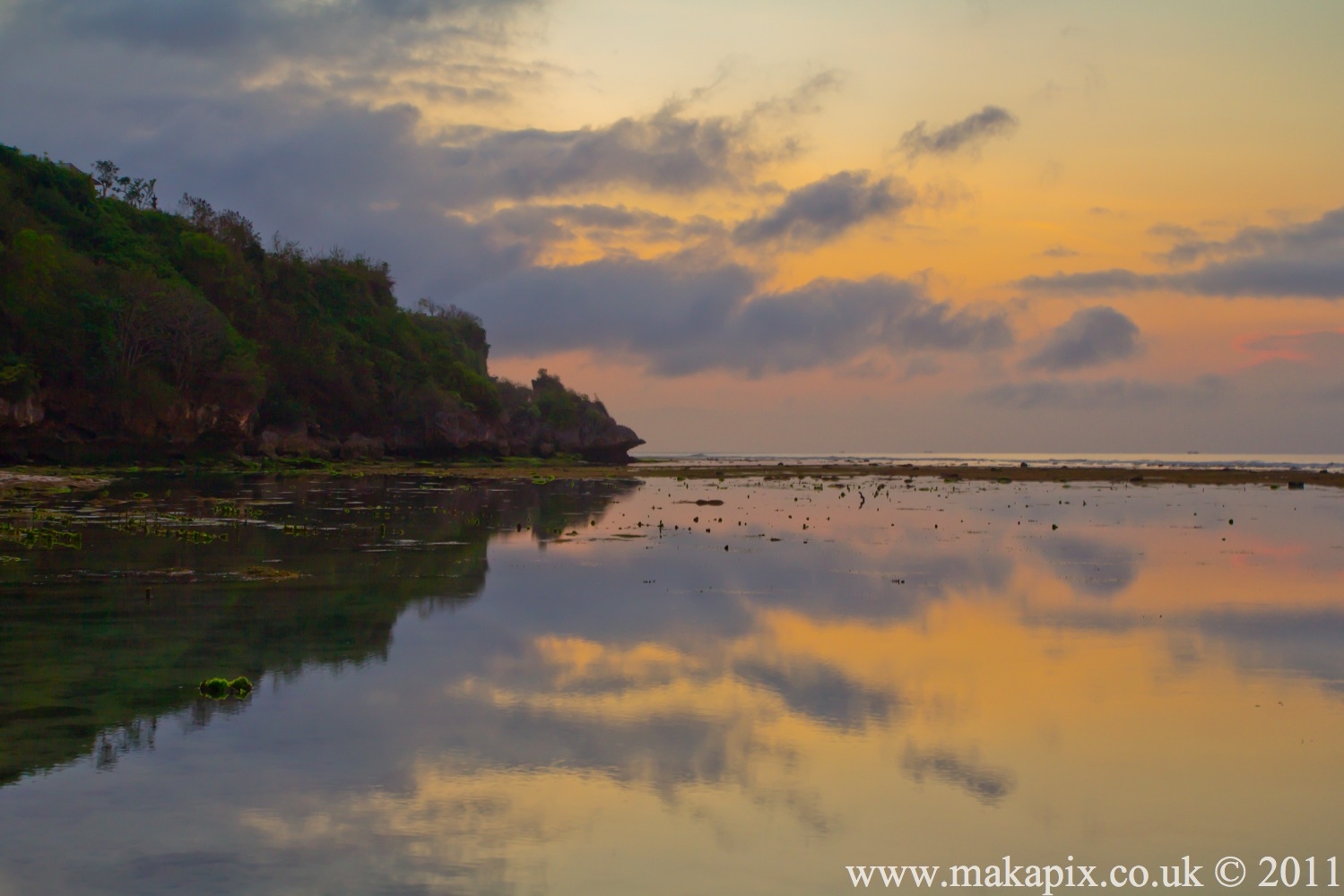 indonesia 2011-surf,waves and ocean