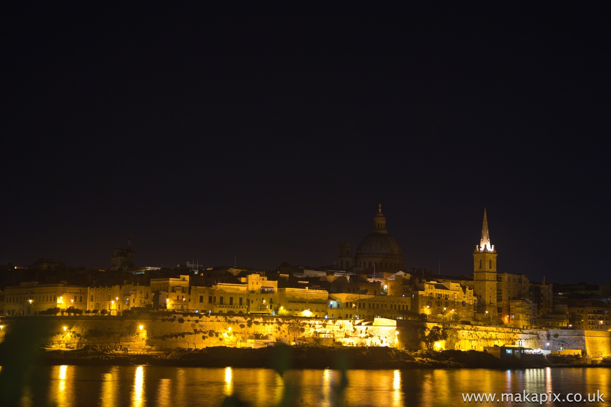 Malta-Valletta at Night 2014